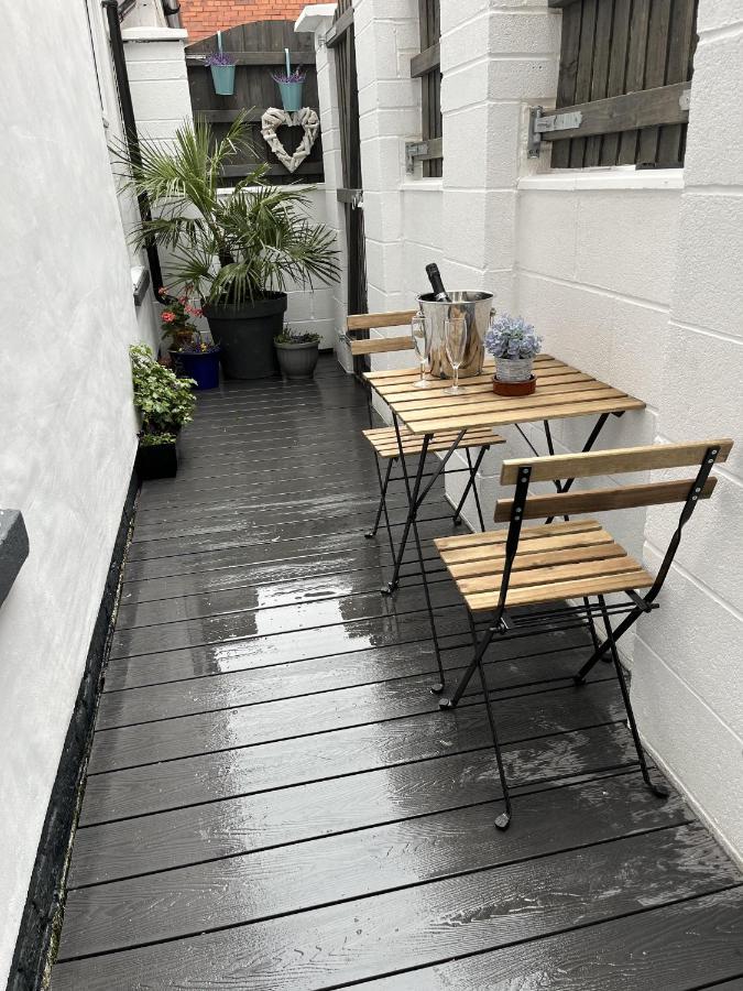 20 Coop Street Apartments Μπλάκπουλ Εξωτερικό φωτογραφία