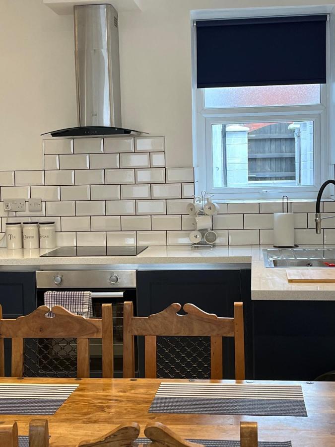 20 Coop Street Apartments Μπλάκπουλ Εξωτερικό φωτογραφία